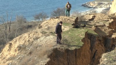 В Очакові стався зсув ґрунту