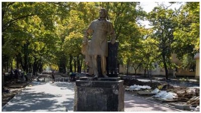 У Жовтих Водах планують демонтувати пам’ятник Пушкіну