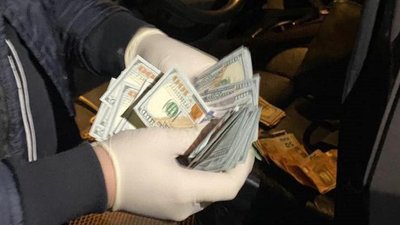 6 тисяч доларів за "послугу". На Львівщині викрили канал переправлення чоловіків за кордон