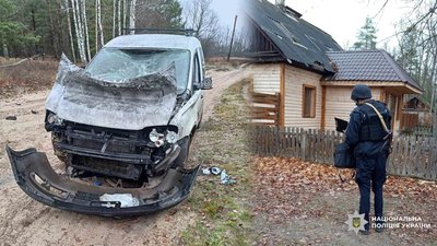 Атакували села у Корюківському районі: пошкоджені будинки та автомобіль