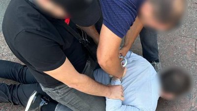 У Черкасах директор товариства за гроші допомагав чоловікам уникнути призову