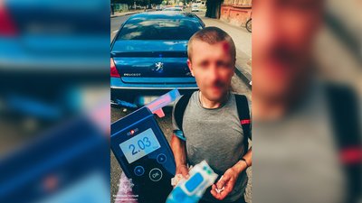 Нетверезий велосипедист: ДТП у Чернігові