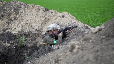 "Вони не будуть вмирати за свою землю, вони будуть за неї вбивати", — військові на Запоріжжі про підготовку до оборони
