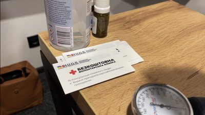 Закінчила університет і пішла волонтерити: одеська лікарка консультує пацієнтів у Харкові Закінчила університет і пішла волонтерити: одеська лікарка консультує пацієнтів у Харкові