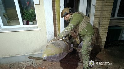 Вибухотехніки знешкодили нерозірвану бойову частину у Чернігівському районі