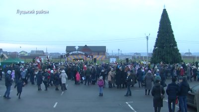 На Волині встановили рекорд: 287 Миколаїв зібрали на одній локації