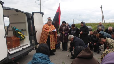 На Тернопільщині попрощалися із загиблими військовослужбовцями