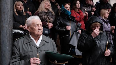 25 років служив у національній поліції. У Чернівцях прощались із загиблим військовим 25 років служив у національній поліції. У Чернівцях прощались із загиблим військовим