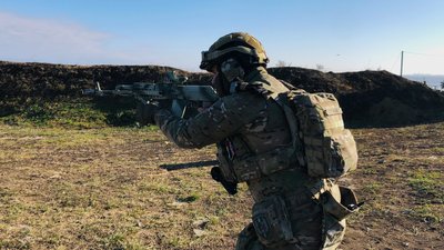 Прикордонник з Одещини розповів, як збив дрон-камікадзе з автомата