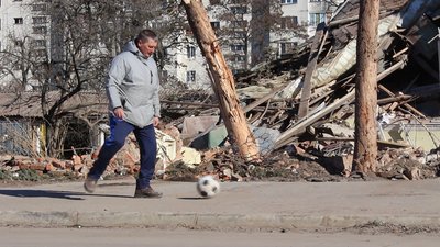 "Усе повернеться на свої місця" – один день з життя Охтирки на Сумщині