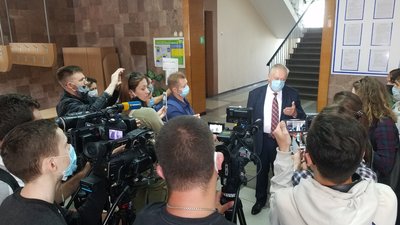 У Рівному відкривають дитсадки, спортсекції і не тільки. Мер пояснив, коли й на яких умовах