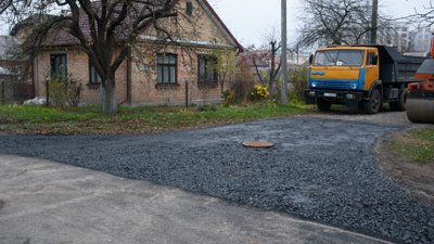 В Луцькій громаді відновлюють дороги на трьох десятках вулиць В Луцькій громаді відновлюють дороги на трьох десятках вулиць