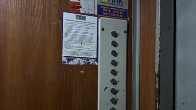 У Миколаєві щодня десятки людей застрягають у ліфтах під час ГПВ У Миколаєві щодня десятки людей застрягають у ліфтах під час ГПВ