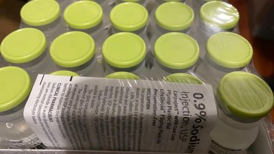 Рівненщина отримала першу партію вакцини Pfizer. Кого щеплюватимуть Рівненщина отримала першу партію вакцини Pfizer. Кого щеплюватимуть