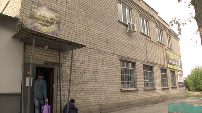 Мешканці центру для бездомних у Херсоні знову зимуватимуть без тепла Мешканці центру для бездомних у Херсоні знову зимуватимуть без тепла
