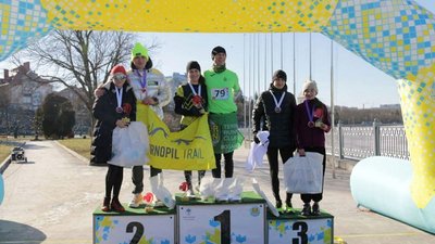 У Тернополі відбувся "Забіг закоханих у біг" У Тернополі відбувся "Забіг закоханих у біг"