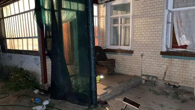 Відпочинок закінчився реанімацією: на Черкащині чоловік побив стільцем товариша