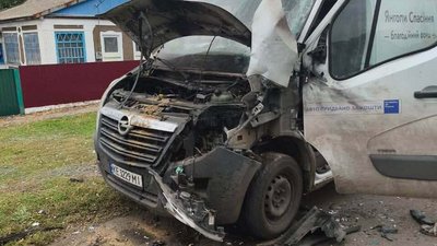 У Краматорську російський дрон атакував евакуаційний автомобіль Янголів Спасіння