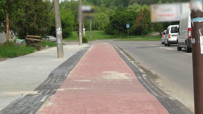 У Франківську облаштували велодоріжку і тротуари за півтора мільйона гривень