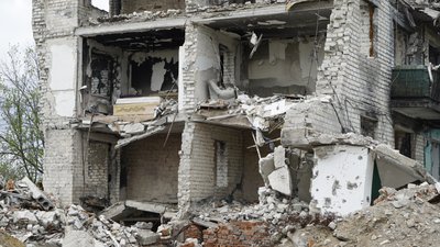 будинок ізюм першотравнева будинок ізюм першотравнева