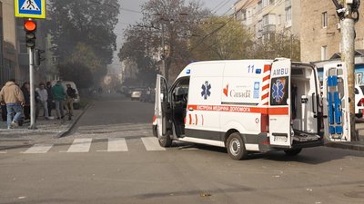 Удар по центру Чернігова: в якому стані травмовані в лікарні №2