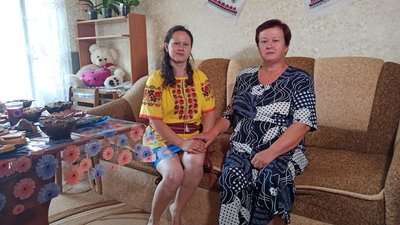 "Мрію одружитися та народити дітей". Кропивничанка святкує 30-річчя у День Незалежності "Мрію одружитися та народити дітей". Кропивничанка святкує 30-річчя у День Незалежності