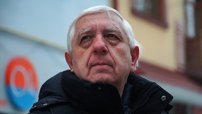 "Це постійна напруга". Закарпатець Євген Жупан понад 50 років працює медиком