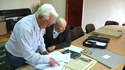 Письменник Василь Врублевський написав книгу про історію житомирського театру Письменник Василь Врублевський написав книгу про історію житомирського театру
