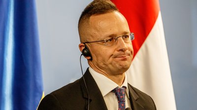 Сійярто