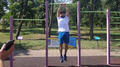 У Краматорську охочі зможуть займатися спортом за допомогою смартфонів У Краматорську охочі зможуть займатися спортом за допомогою смартфонів