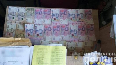 Правоохоронці викрили закарпатця на підробці COVID-документів