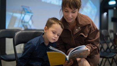 Історія, культура та традиції міста. У Дніпрі випустили англомовну книгу "I Love Dnipro" Історія, культура та традиції міста. У Дніпрі випустили англомовну книгу "I Love Dnipro"