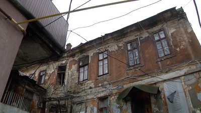 Обвал сходів у центрі Одеси: будинок аварійний, мешканців відселятимуть Обвал сходів у центрі Одеси: будинок аварійний, мешканців відселятимуть