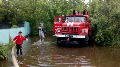 Надзвичайники завершили ліквідацію наслідків негоди у Дніпрі