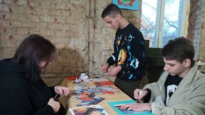 Музика, поезія та багаття в бочках. У Кропивницькому влаштували Творчий майдан Музика, поезія та багаття в бочках. У Кропивницькому влаштували Творчий майдан