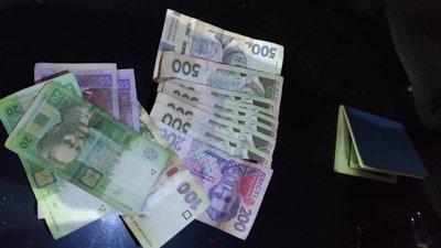 На Закарпатті затримали таксиста та його спільників, яких підозрюють у пограбуванні чоловіка На Закарпатті затримали таксиста та його спільників, яких підозрюють у пограбуванні чоловіка