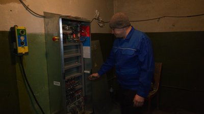 В Івано-Франківську через вимкнення електроенергії на 40% збільшилося ламання ліфтів В Івано-Франківську через вимкнення електроенергії на 40% збільшилося ламання ліфтів