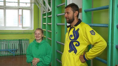 Найбільн інноваційним підходом до порозумінь із дітьми Микола Кулик вважає доброту. Фото: Суспільне. Найбільн інноваційним підходом до порозумінь із дітьми Микола Кулик вважає доброту. Фото: Суспільне.