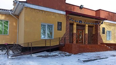 У 12 селах Дмитрівської громади пандуси мають всі бюджетні заклади У 12 селах Дмитрівської громади пандуси мають всі бюджетні заклади