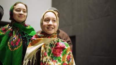 Житомирський фольклорний гурт "Джерельце" відновлює традицію обряду "Водіння кози" Житомирський фольклорний гурт "Джерельце" відновлює традицію обряду "Водіння кози"