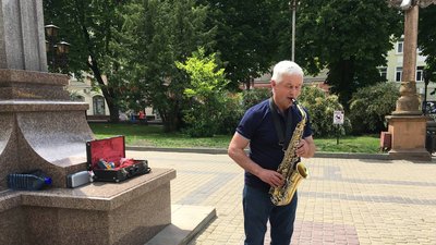 У Тернополі для вуличних музикантів діють нові правила У Тернополі для вуличних музикантів діють нові правила