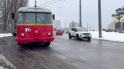 Тролейбус за маршрутом Рівне-Городок запустили у тестовому режимі вперше за шість років