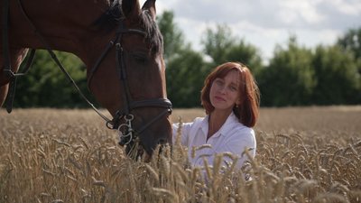 Продовжує справу батьків, займається фермерством, ровесниця незалежності, Іванна Шупенюк