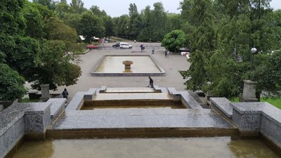 Вперше в Україні: Луцькводоканал запровадив послугу "фонтан на замовлення" Вперше в Україні: Луцькводоканал запровадив послугу "фонтан на замовлення"