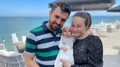 Родина Свічинських з Одеси вирушила до США, аби отримати найдорожчий у світі укол Родина Свічинських з Одеси вирушила до США, аби отримати найдорожчий у світі укол