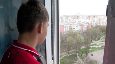 Без останього дзвоника та випускного завершиться навчальний рік для херсонських учнів