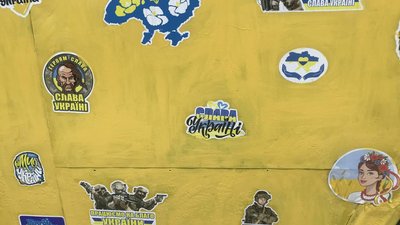 Як учні навчального закладу на Житомирщині реставрували старий автобус під кафе Як учні навчального закладу на Житомирщині реставрували старий автобус під кафе