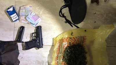 Групу підозрюваних переправників нелегалів затримали правоохоронці на Закарпатті