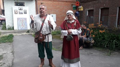 У Сумах відзначили річницю знаходження старовинної прикраси верижиці