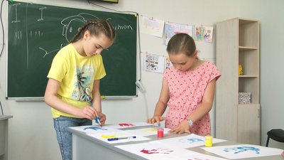 З танцями та іграми: у Вінниці дітей безкоштовно навчають англійської З танцями та іграми: у Вінниці дітей безкоштовно навчають англійської